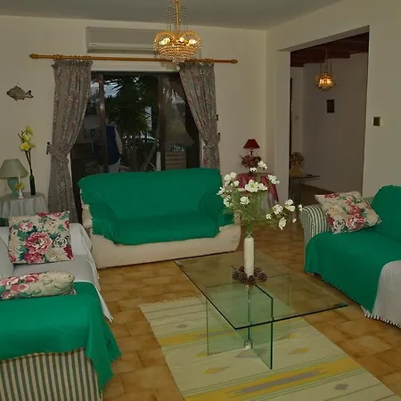 Villa Keryneia Coral Bay