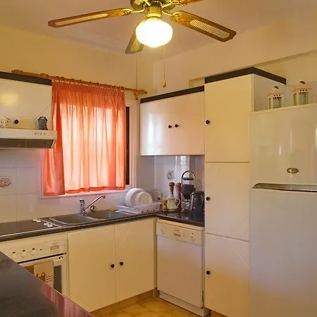 Keryneia Villa *